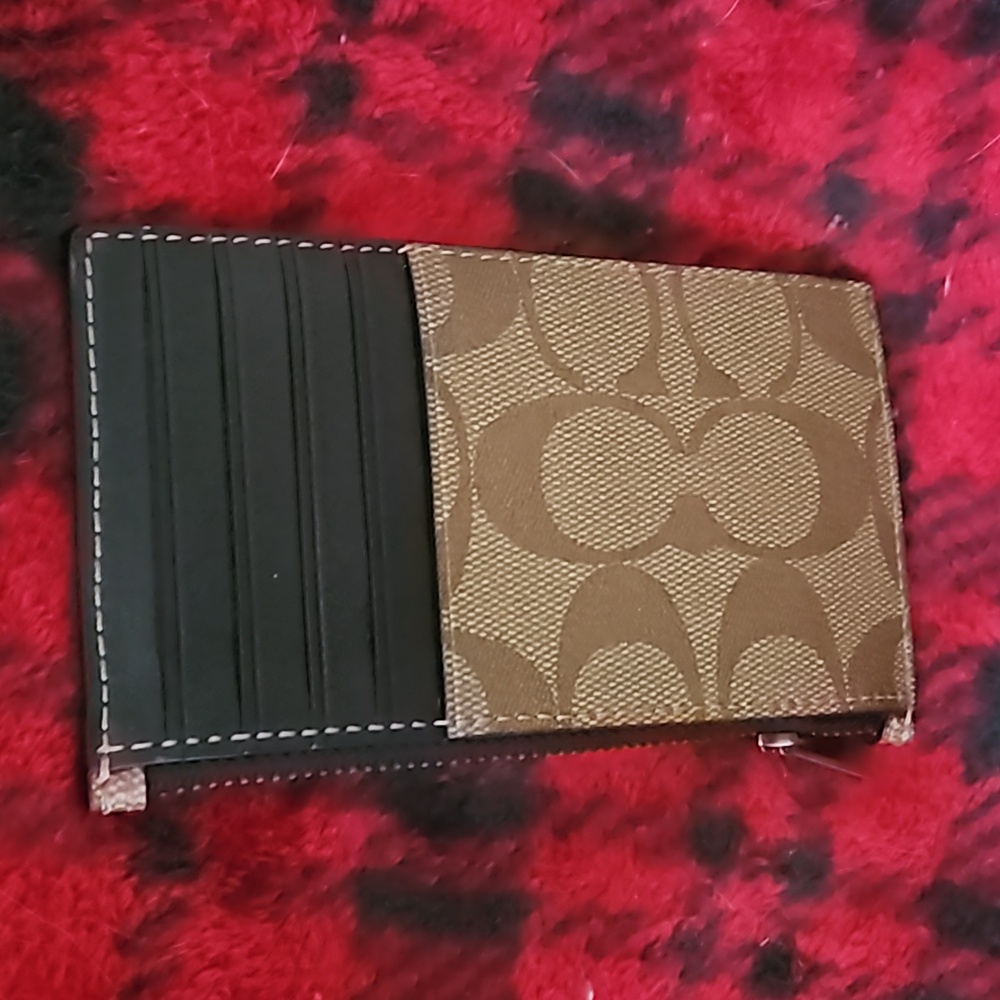 Coach Patches Wallet Limited Edition NEW - Picture 3 of 4